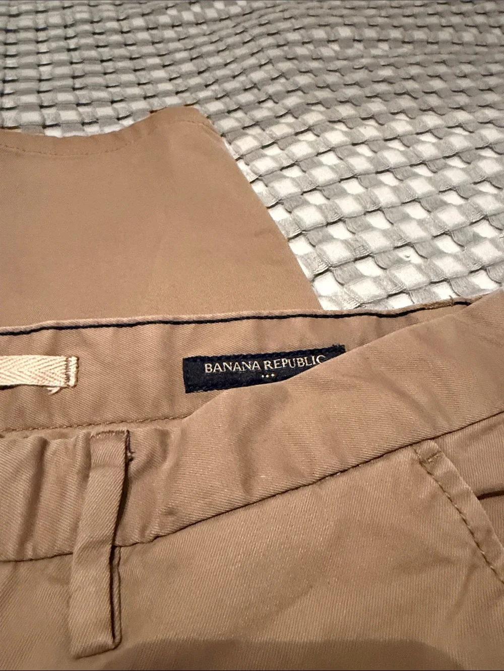 Banana Republic Men's 32 x 30 Lived-In Chino Pants - Khaki Tan Skinny Fit 3T1